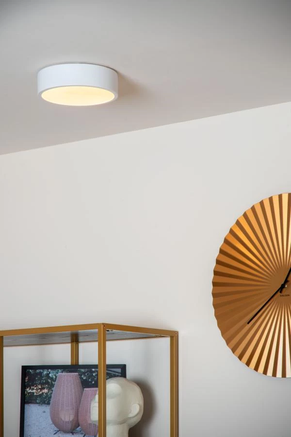 Lucide UNAR - Flush ceiling light - Ø 20 cm - LED Dim. - 1x12W 2700K - 3 StepDim - White - ambiance 1